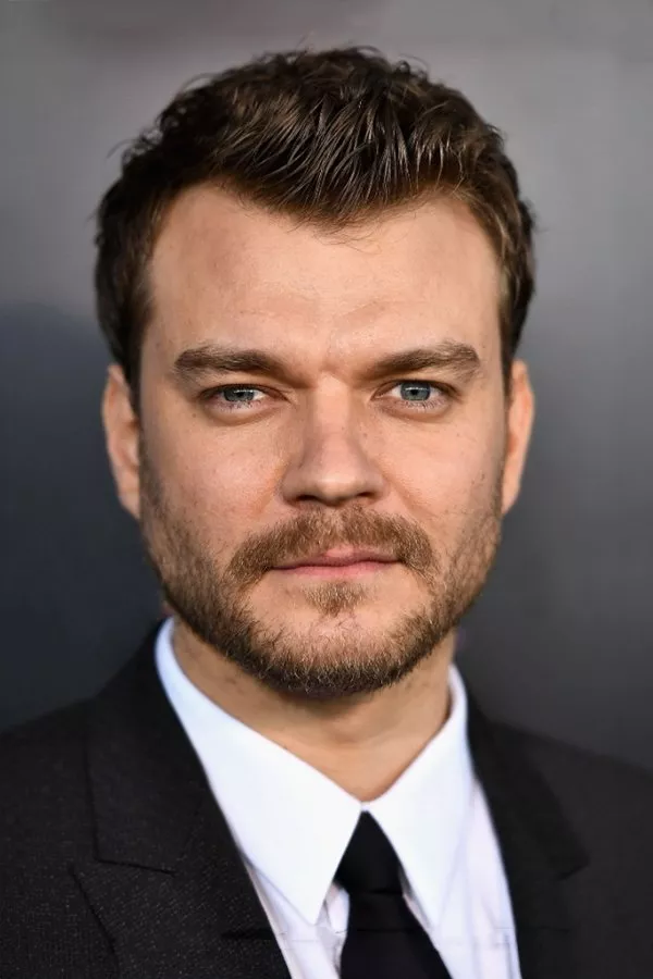 Pilou Asbaek