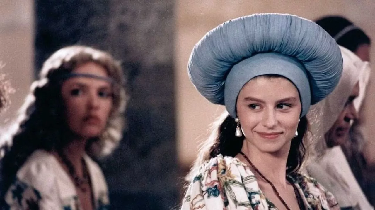 video-section-banner-image