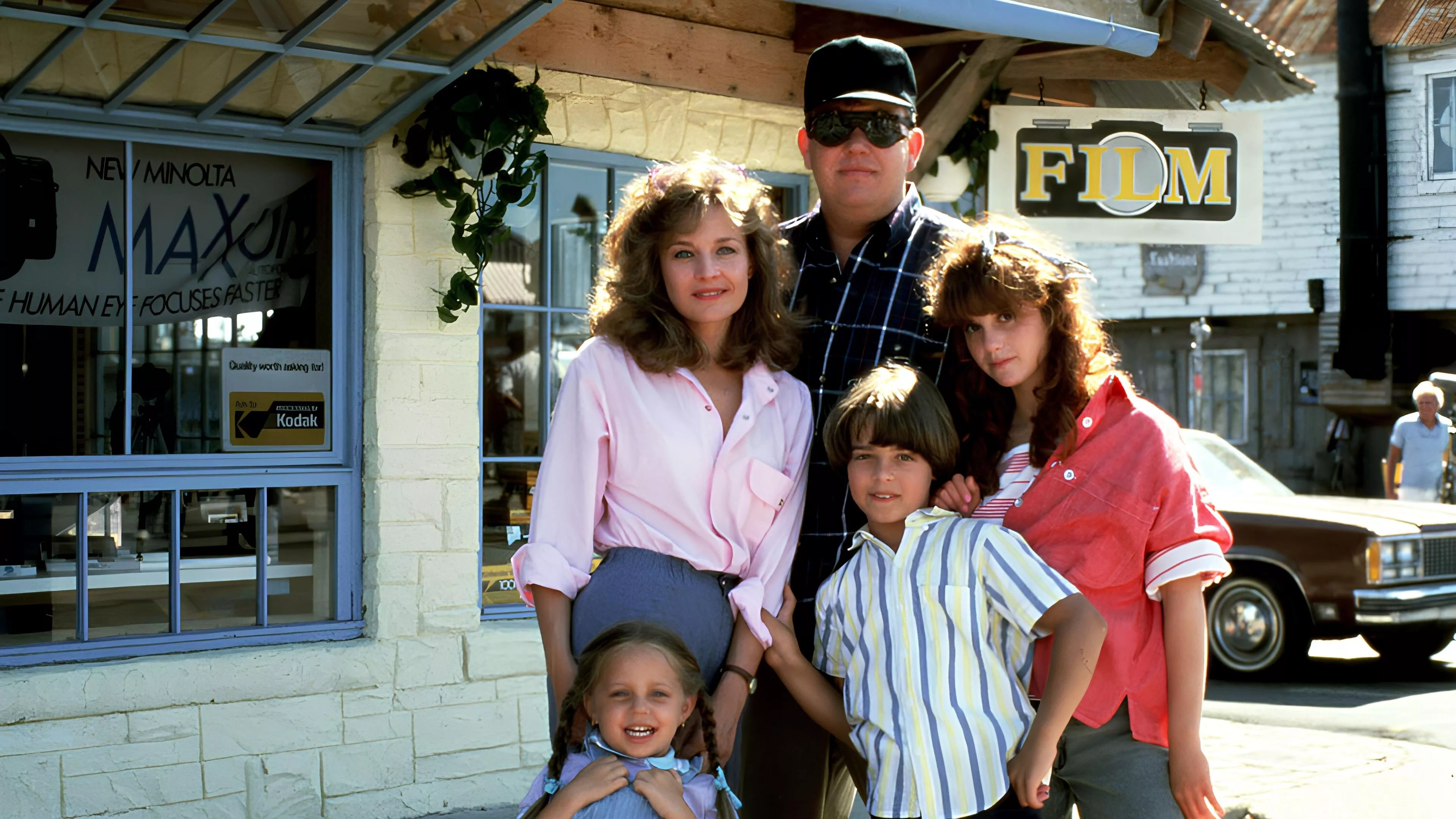 video-section-banner-image