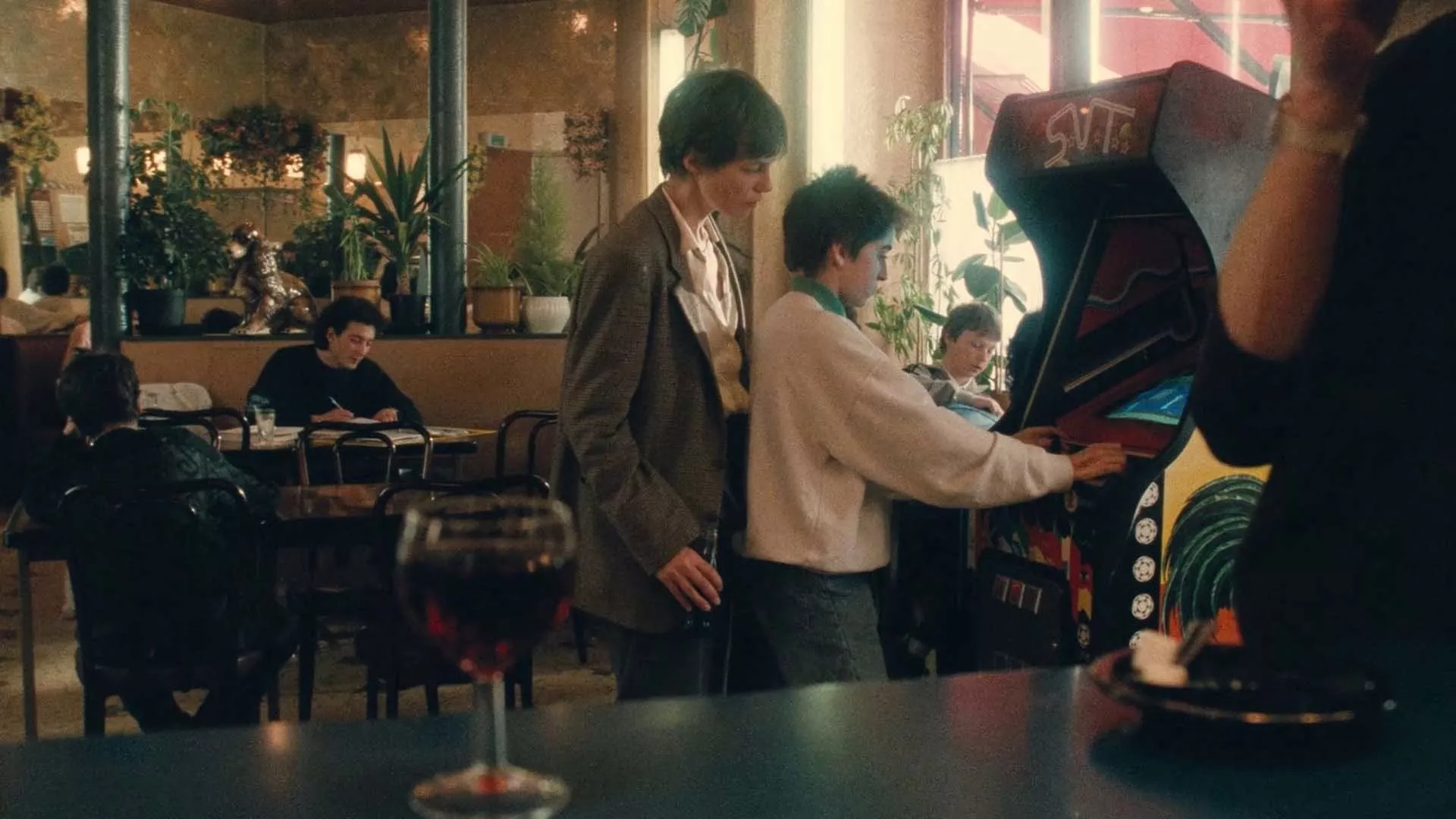 video-section-banner-image