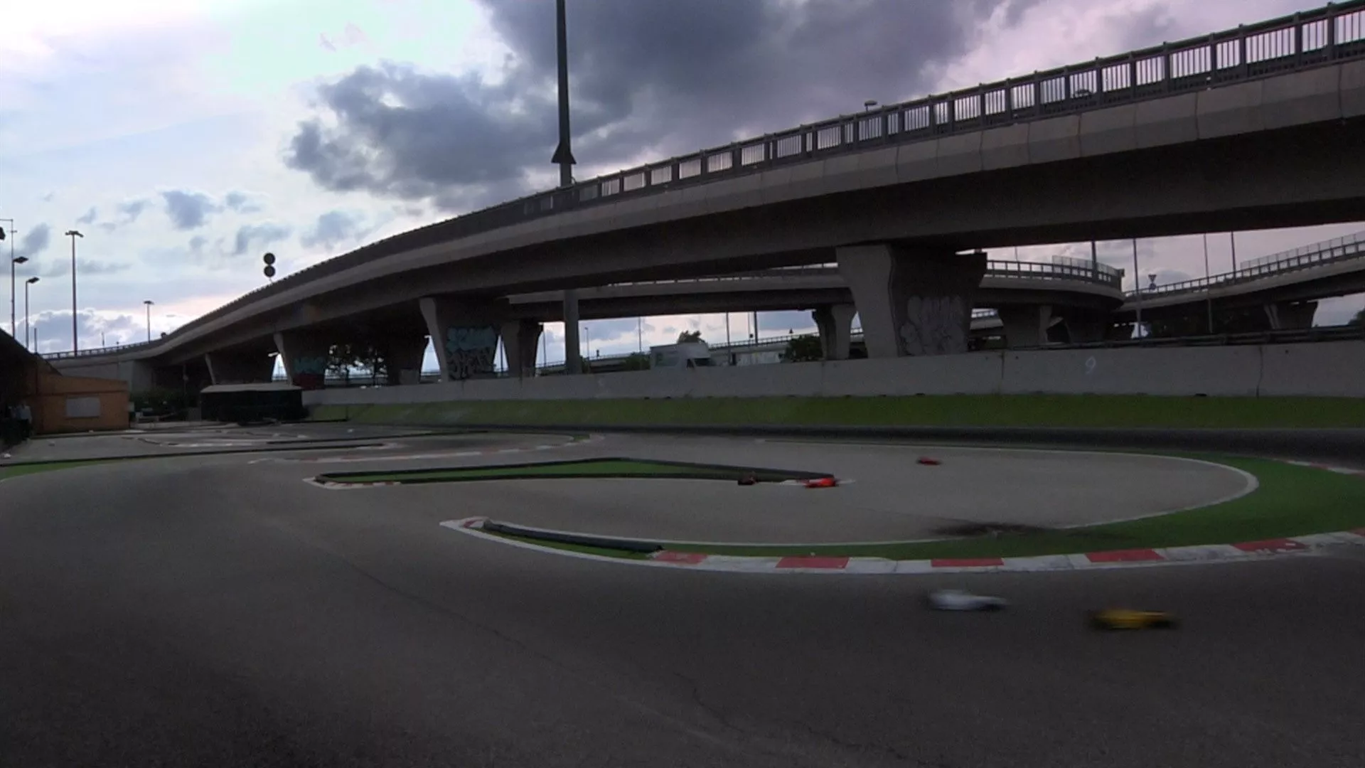 video-section-banner-image