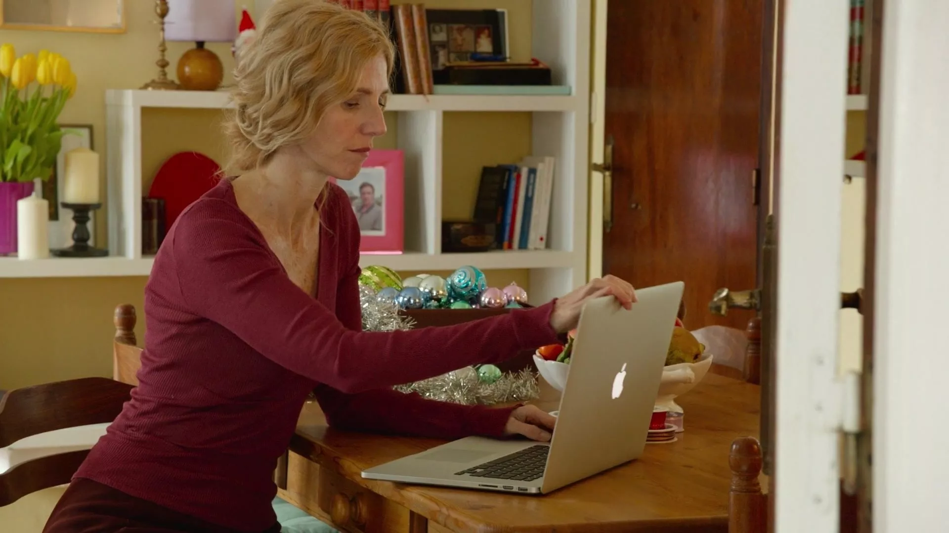 video-section-banner-image